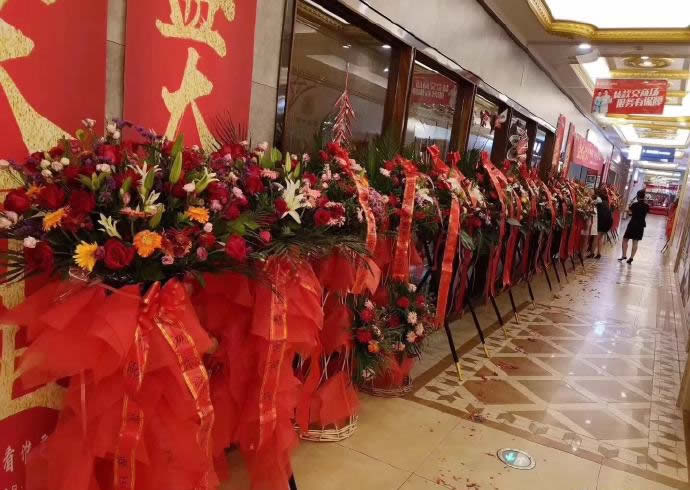 東家新中式家具門店開業