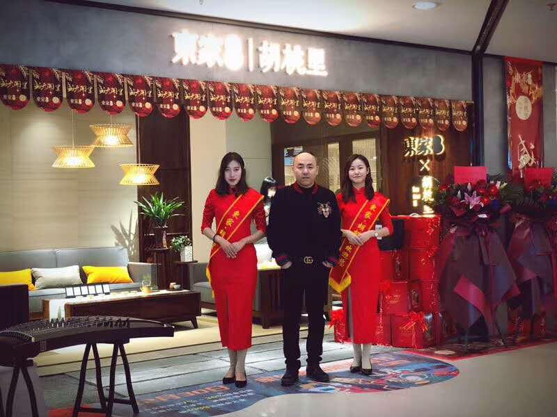 恭喜東家·胡桃里南京店盛大開業(yè)