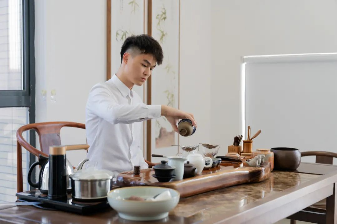 東家人物志 | 吳華祥：設(shè)計(jì)的本質(zhì)是服務(wù)客戶(hù)